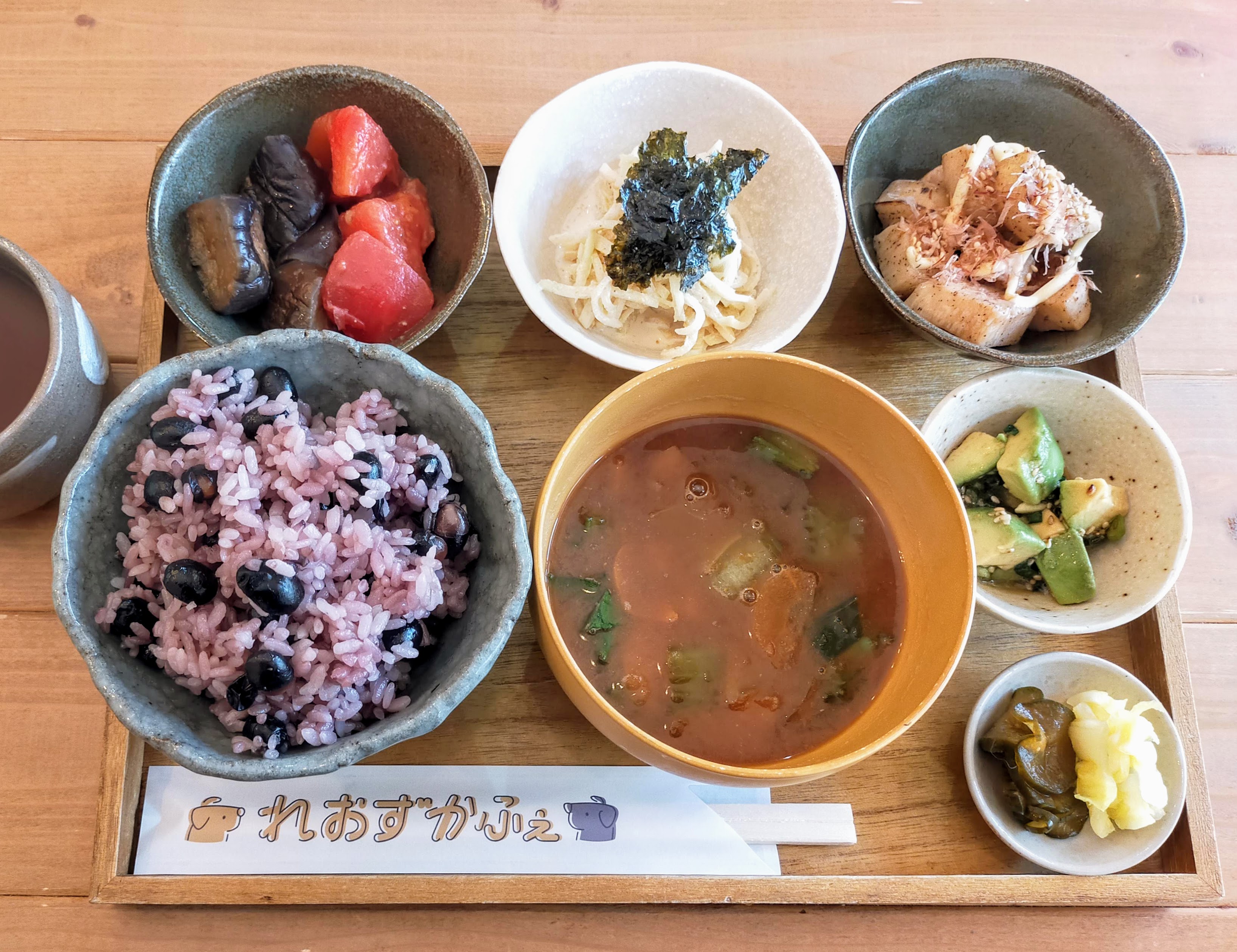 【西宮駅】元介助犬のオズ君がのんびりしていてほっこりできるカフェ「leozcafe　れおずかふぇ」店内ペット同伴可【兵庫県・西宮市】