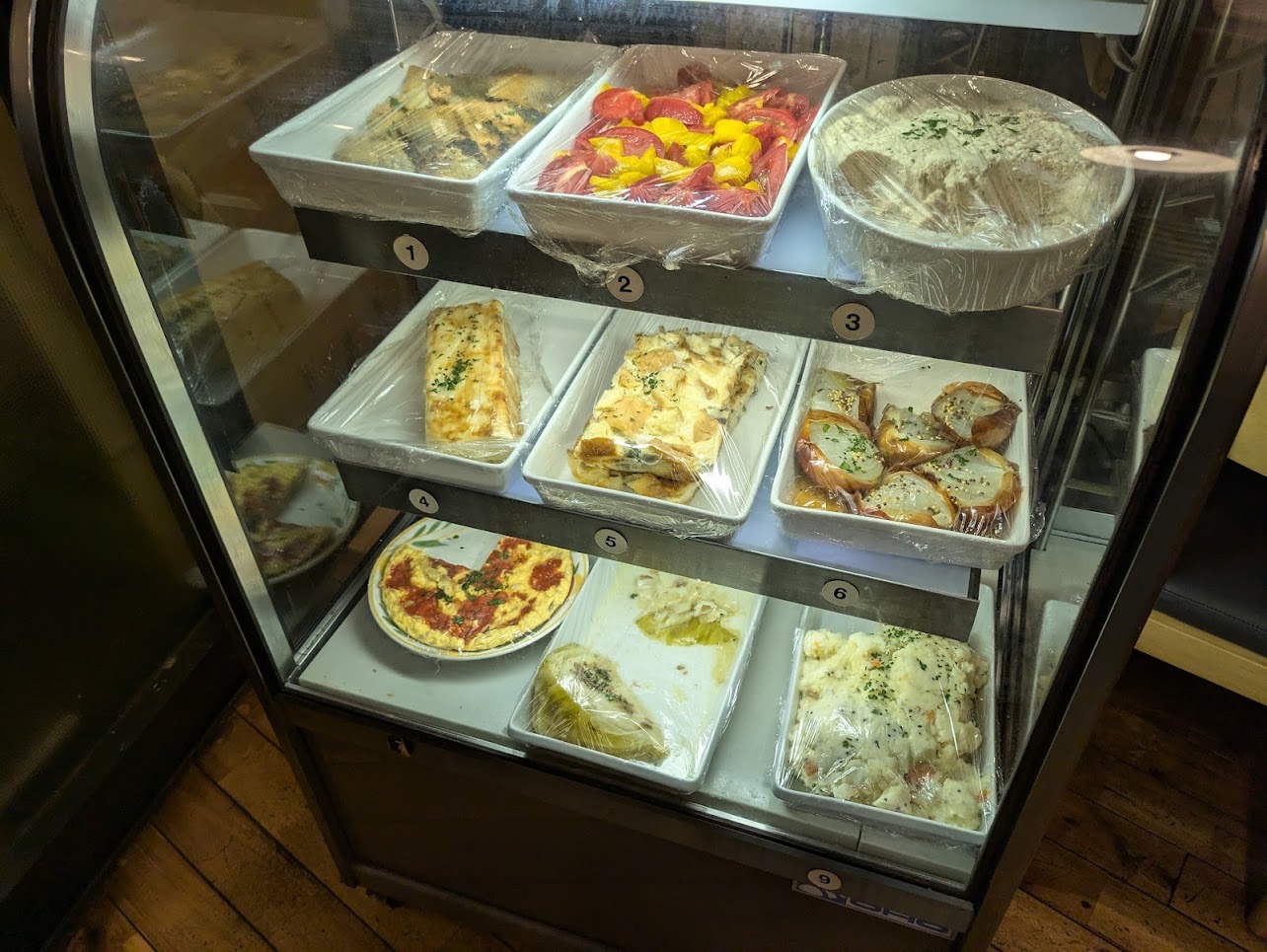 BISTRO4QUATRE