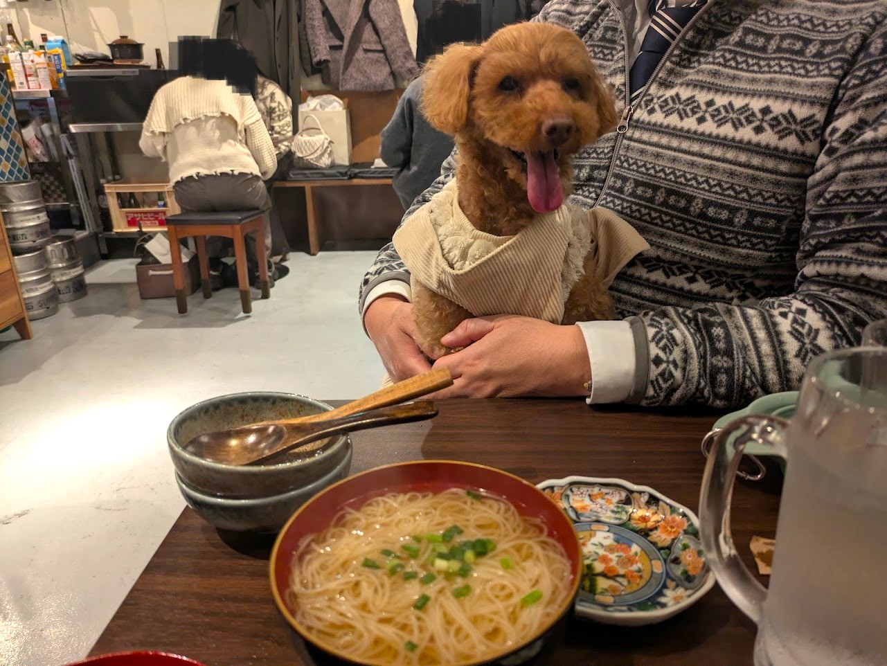 此処は堀江ニルとコメ