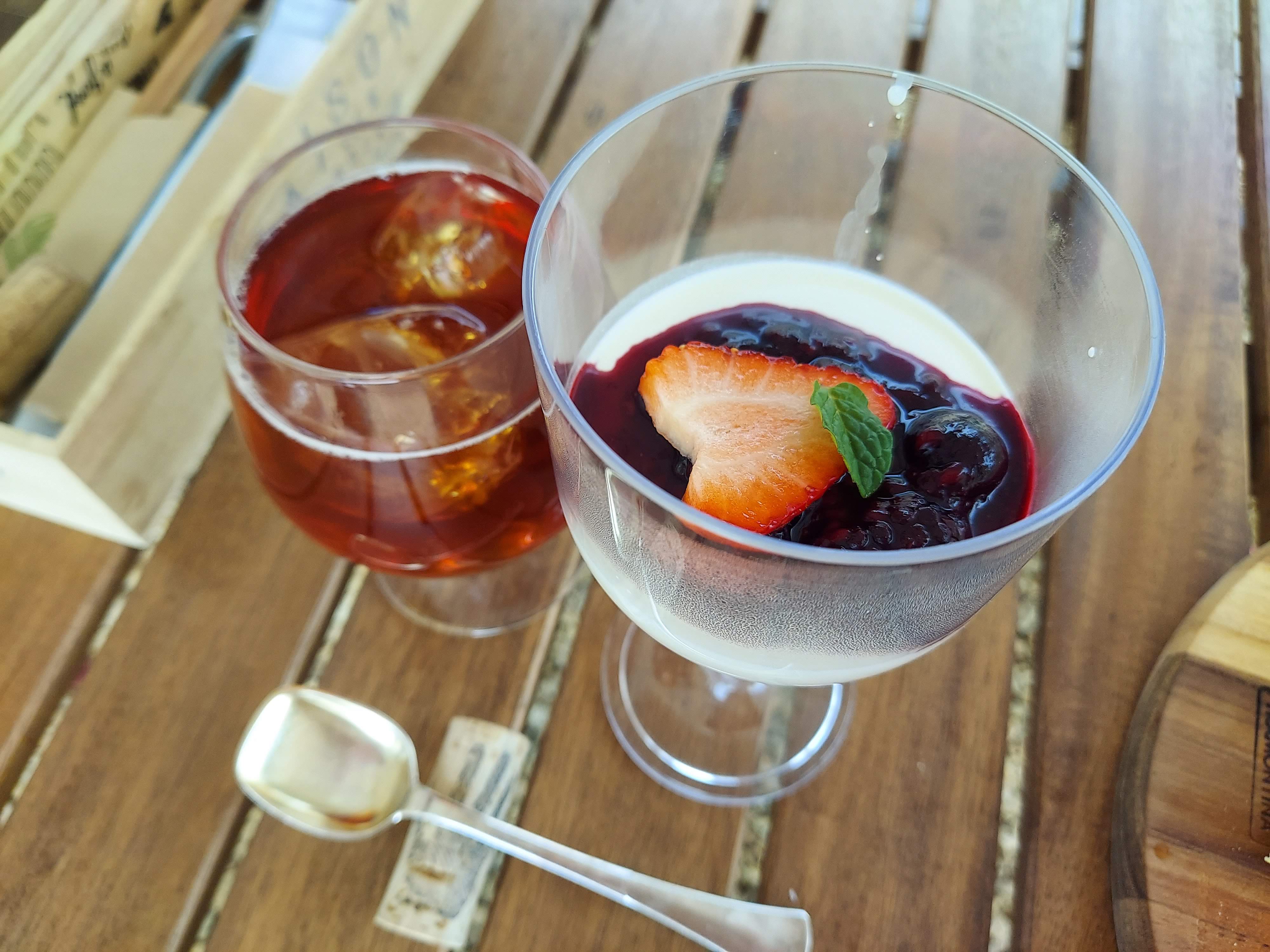 Cave des ARTIVEURS(キャーヴ・デ・ザルティバー)