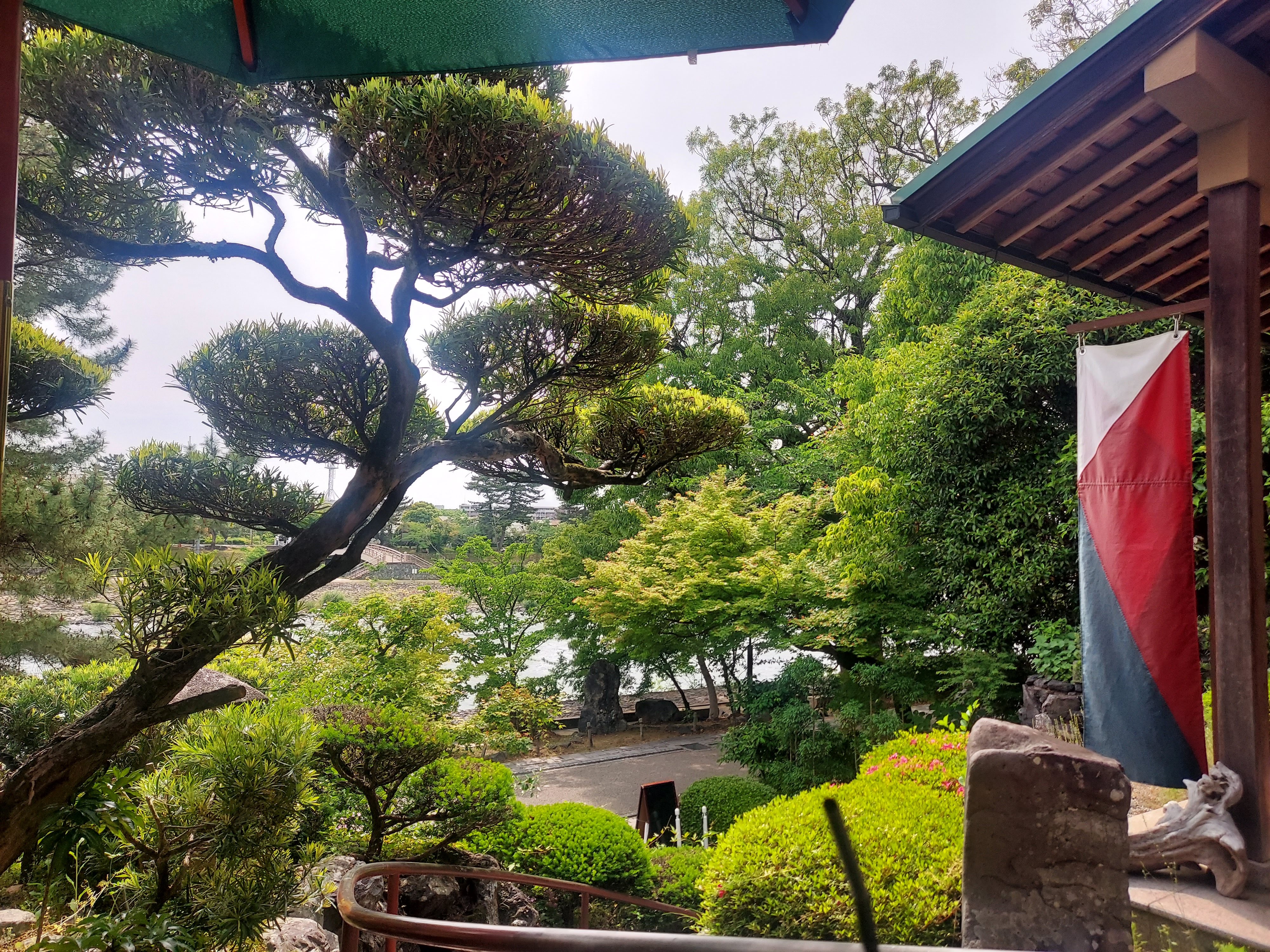 喫茶コンソラ