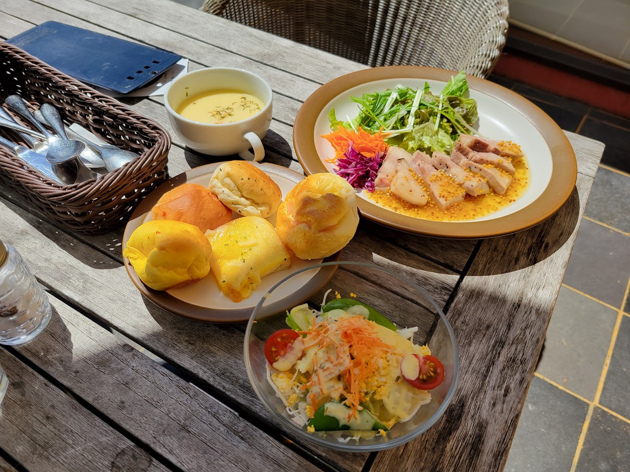 オランダ屋 富雄店