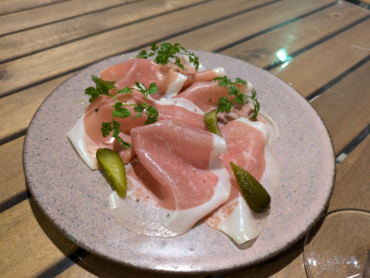 ビストロスリール